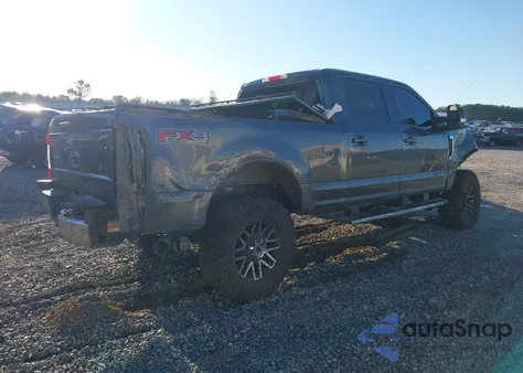 2019 Ford F-250 Lariat z USA, uszkodzony, nr VIN 1FT7W2BT8KED50126